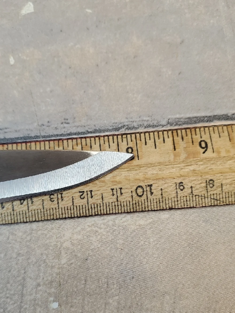 Pampered Chef Knife in Self Sharpening Case